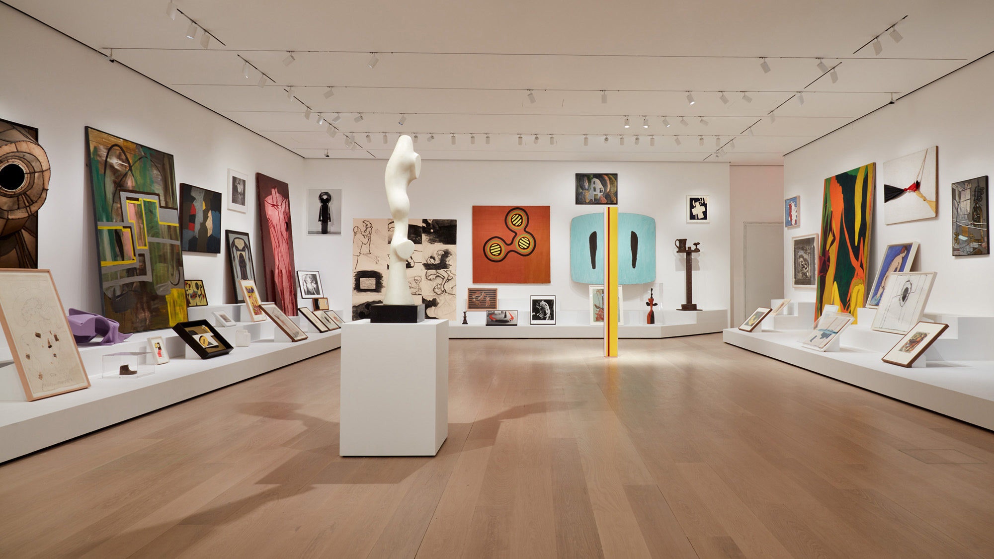 https://mdw-travel-data-us-east-1.s3.amazonaws.com/img/country/United-States/Museum-of-Modern-Art-(MoMA)/img_01.jpg
