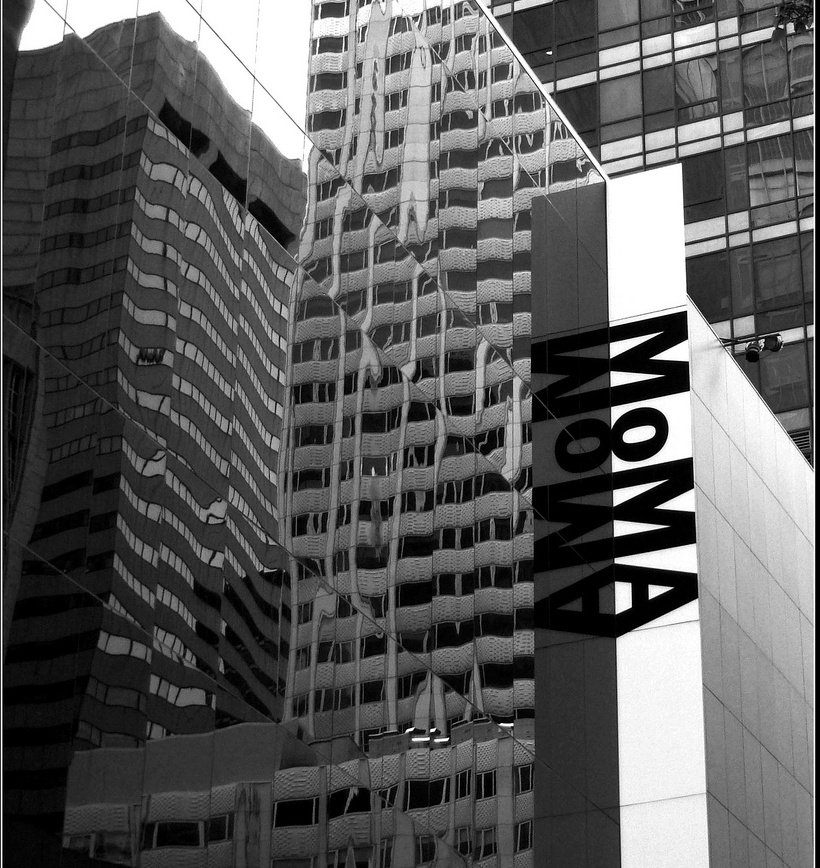 https://mdw-travel-data-us-east-1.s3.amazonaws.com/img/country/United-States/Museum-of-Modern-Art-(MoMA)/img_02.jpg