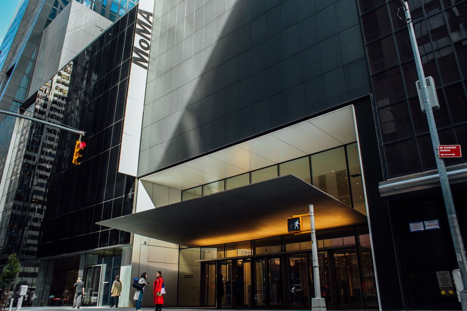 https://mdw-travel-data-us-east-1.s3.amazonaws.com/img/country/United-States/Museum-of-Modern-Art-(MoMA)/img_04.jpg