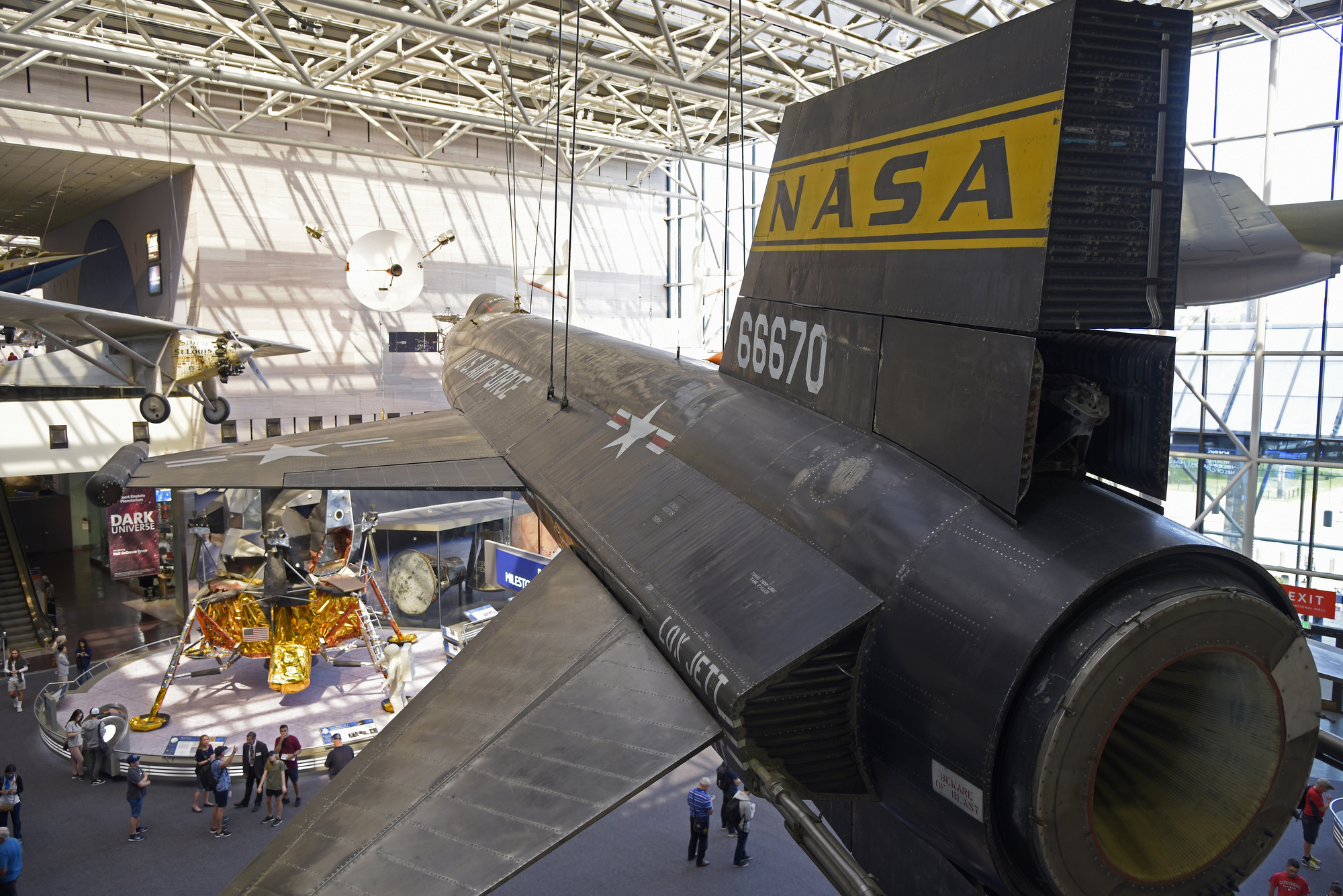 https://mdw-travel-data-us-east-1.s3.amazonaws.com/img/country/United-States/National-Air-and-Space-Museum/img_03.jpg