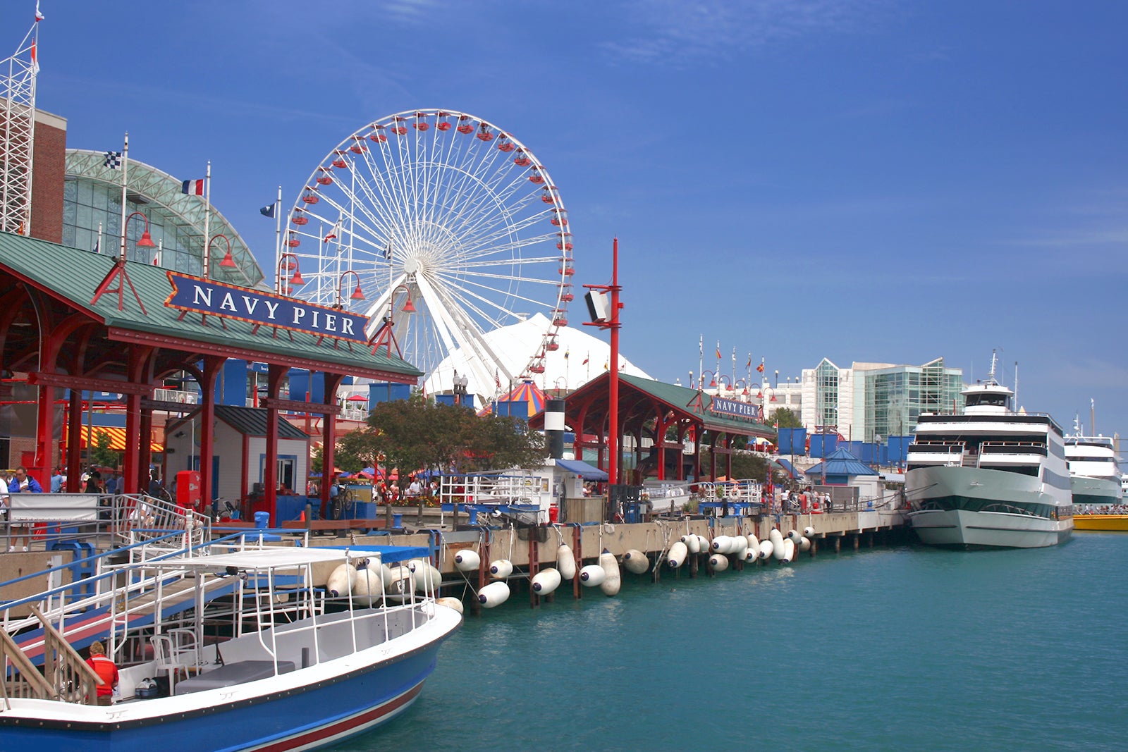 https://mdw-travel-data-us-east-1.s3.amazonaws.com/img/country/United-States/Navy-Pier/img_03.jpg