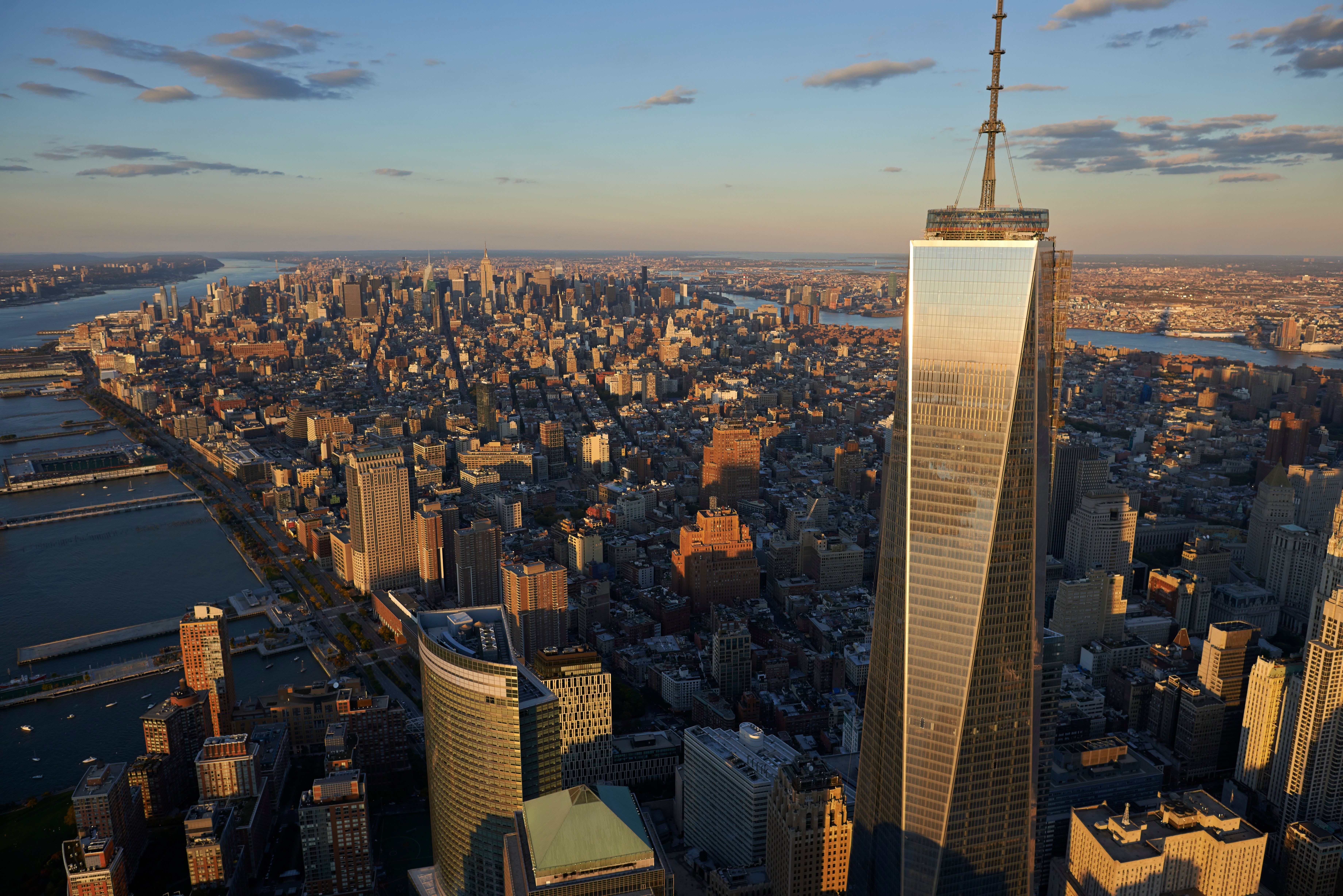 https://mdw-travel-data-us-east-1.s3.amazonaws.com/img/country/United-States/One-World-Observatory/img_03.jpg