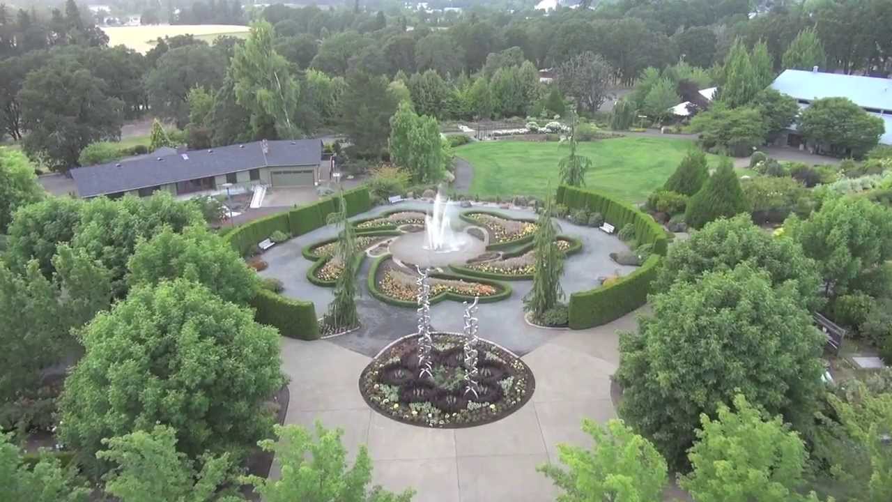 https://mdw-travel-data-us-east-1.s3.amazonaws.com/img/country/United-States/Oregon-Garden/img_02.jpg