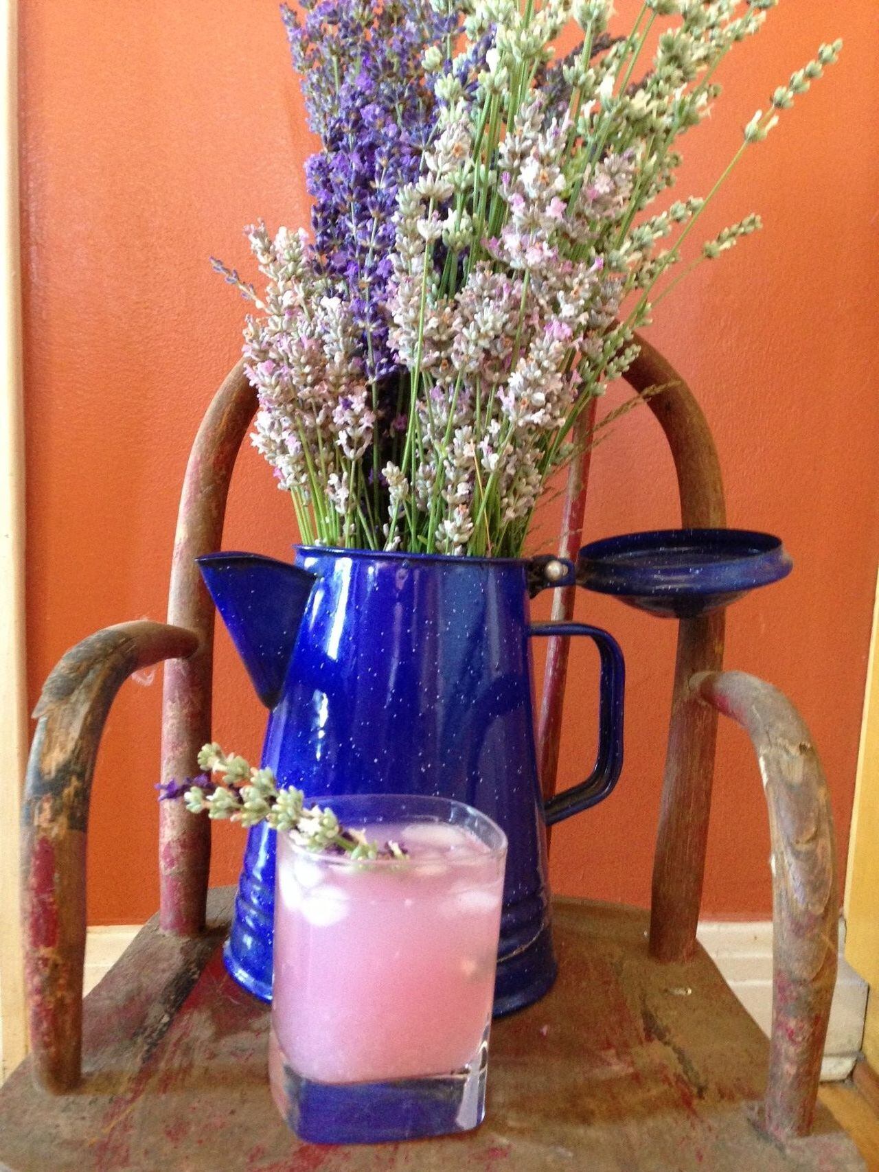 https://mdw-travel-data-us-east-1.s3.amazonaws.com/img/country/United-States/Oregon-Lavender-Festival/img_01.jpg