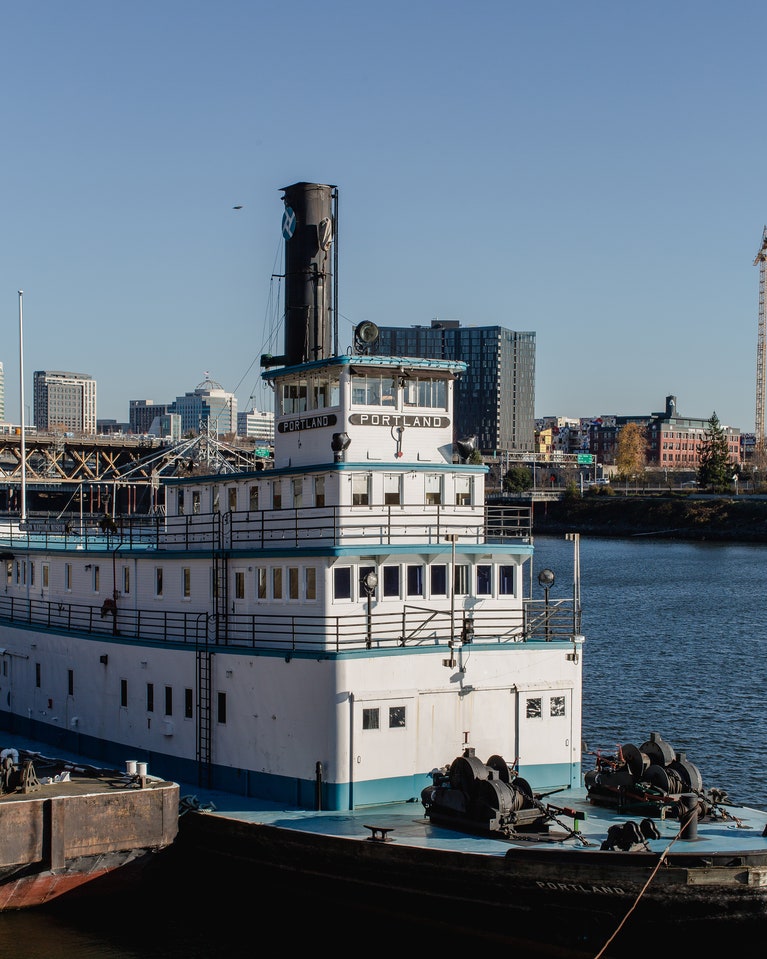 https://mdw-travel-data-us-east-1.s3.amazonaws.com/img/country/United-States/Oregon-Maritime-Museum/img_01.jpg