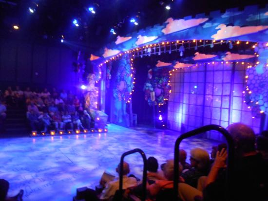 https://mdw-travel-data-us-east-1.s3.amazonaws.com/img/country/United-States/Orlando-Shakespeare-Theater/img_05.jpg