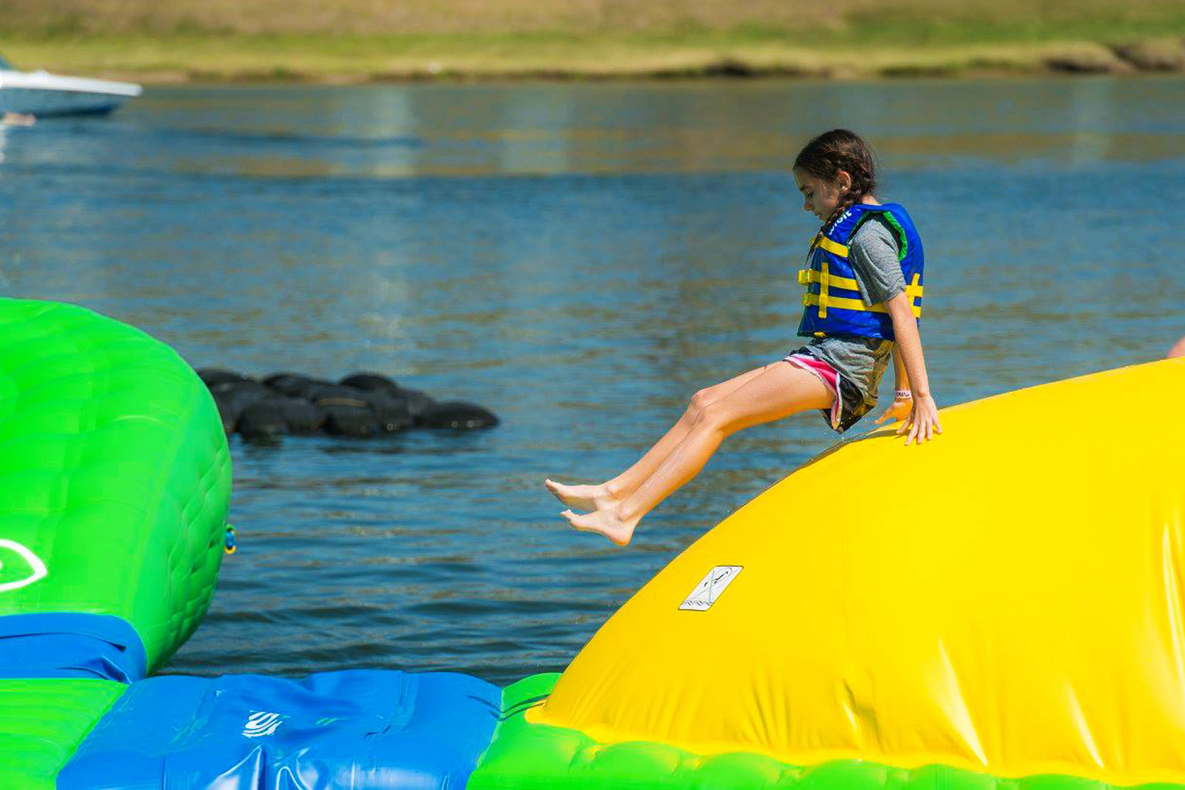 https://mdw-travel-data-us-east-1.s3.amazonaws.com/img/country/United-States/Orlando-Watersports-Complex/img_02.jpg