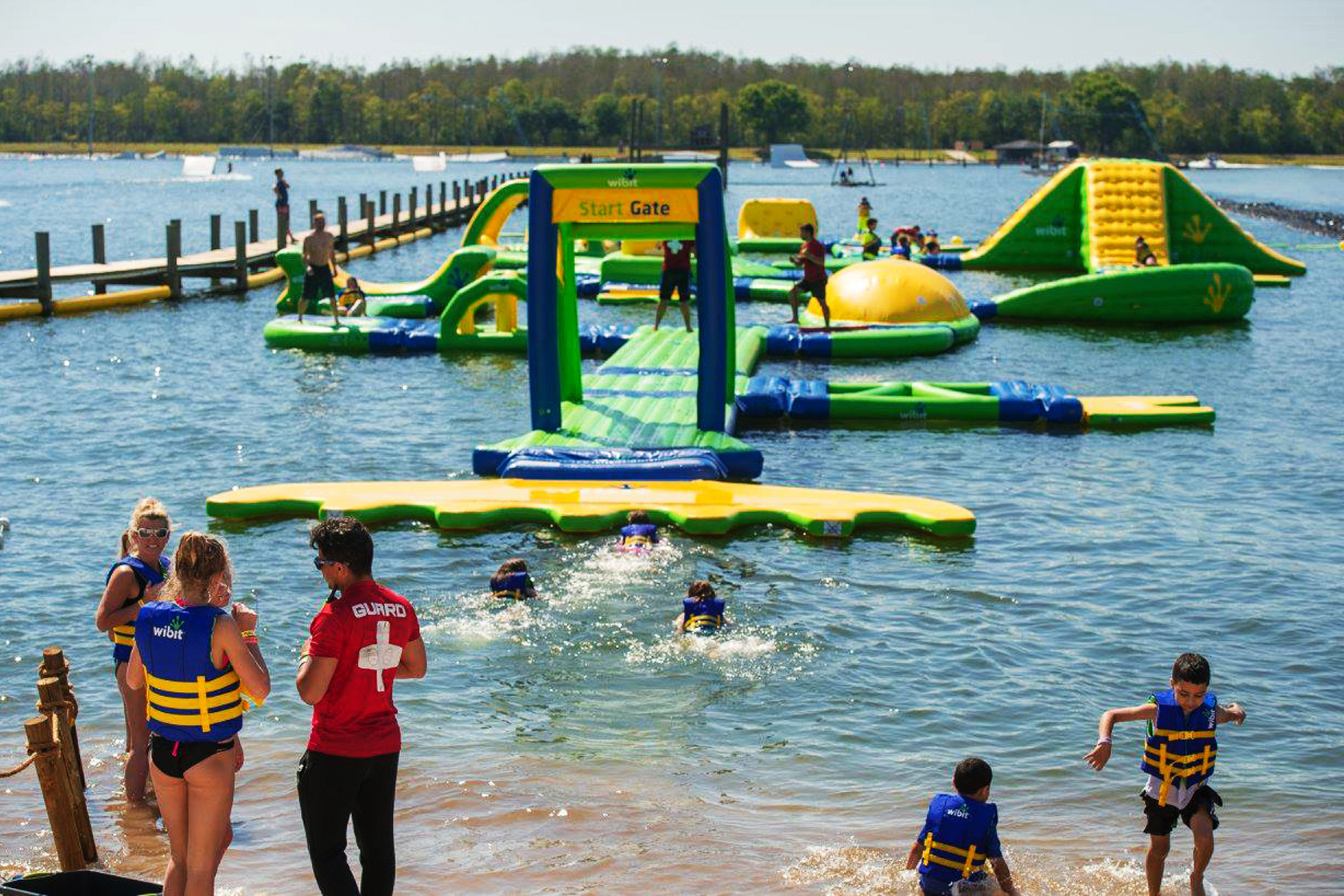 https://mdw-travel-data-us-east-1.s3.amazonaws.com/img/country/United-States/Orlando-Watersports-Complex/img_03.jpg