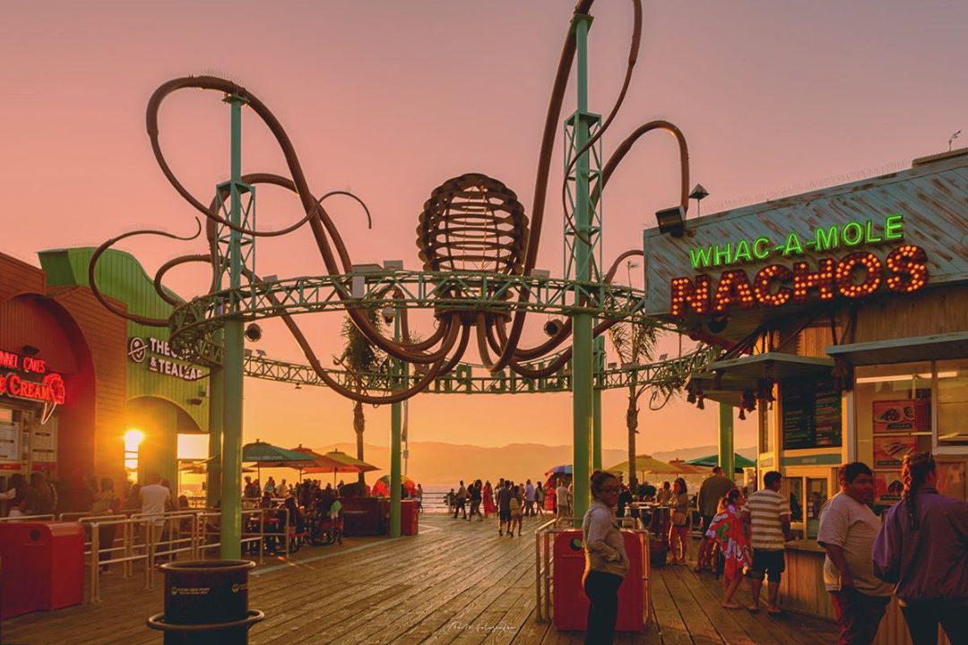 https://mdw-travel-data-us-east-1.s3.amazonaws.com/img/country/United-States/Pacific-Park/img_04.jpg
