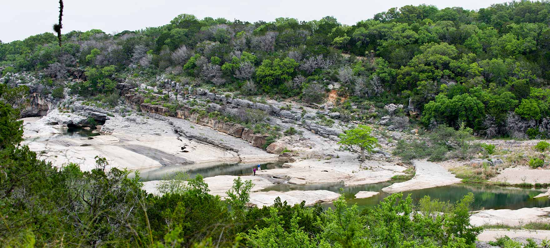 https://mdw-travel-data-us-east-1.s3.amazonaws.com/img/country/United-States/Pedernales-Falls-State-Park/img_03.jpg