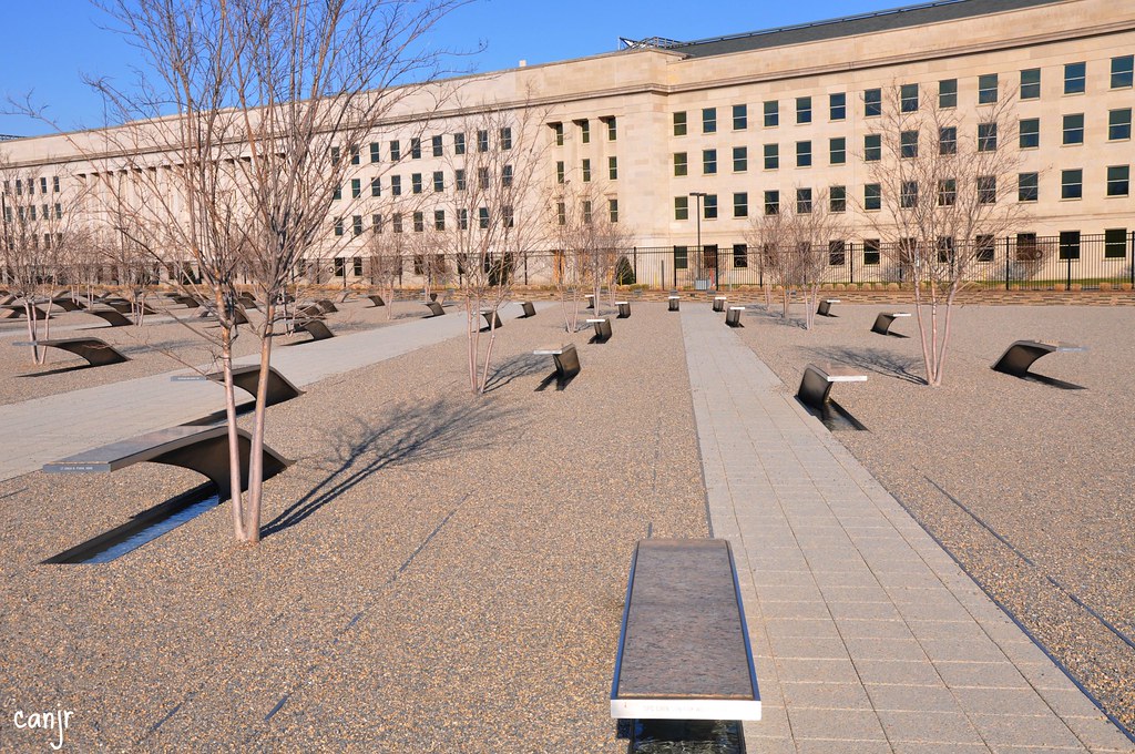 https://mdw-travel-data-us-east-1.s3.amazonaws.com/img/country/United-States/Pentagon-Memorial/img_01.jpg