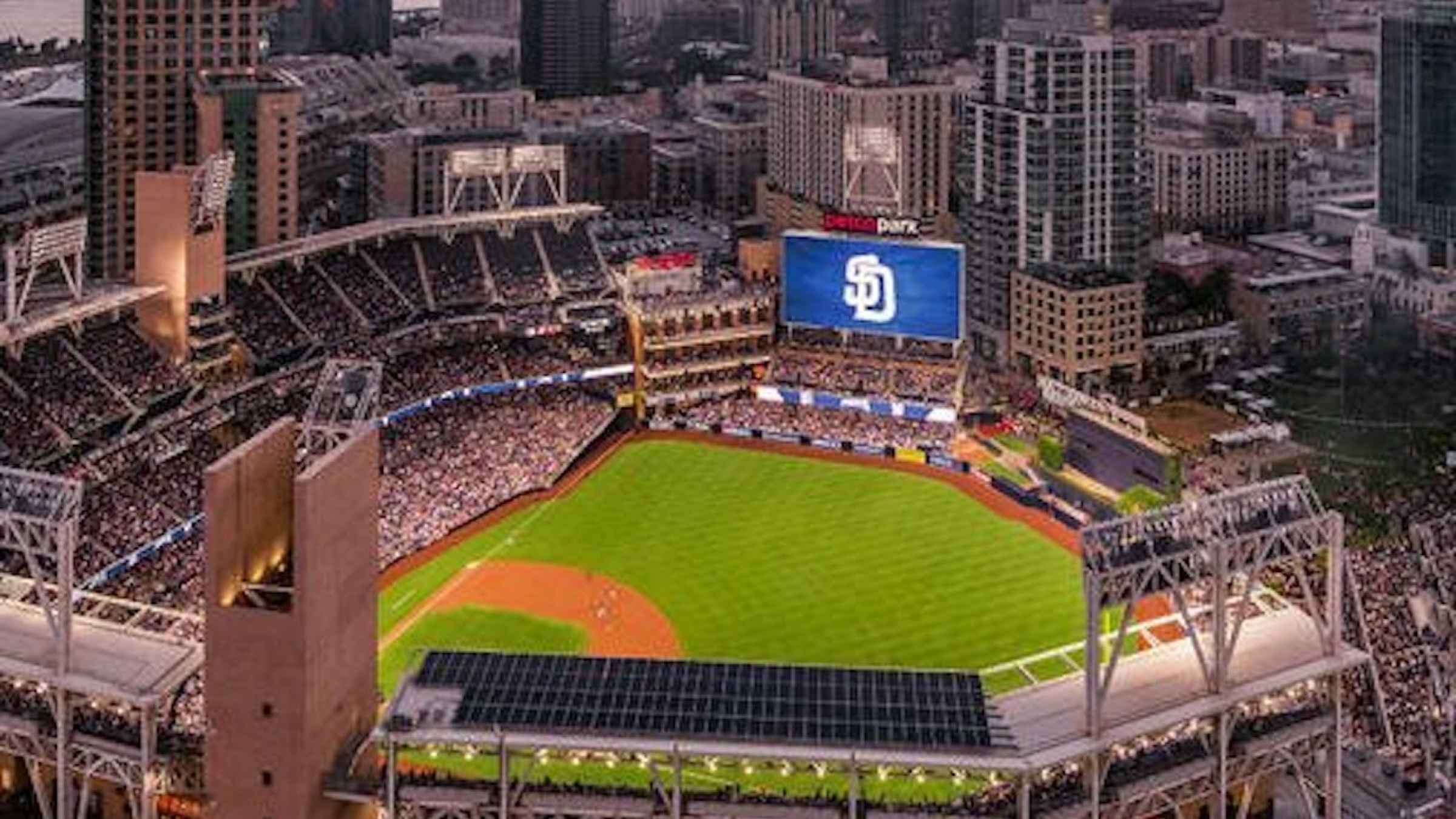 https://mdw-travel-data-us-east-1.s3.amazonaws.com/img/country/United-States/Petco-Park/img_05.jpg