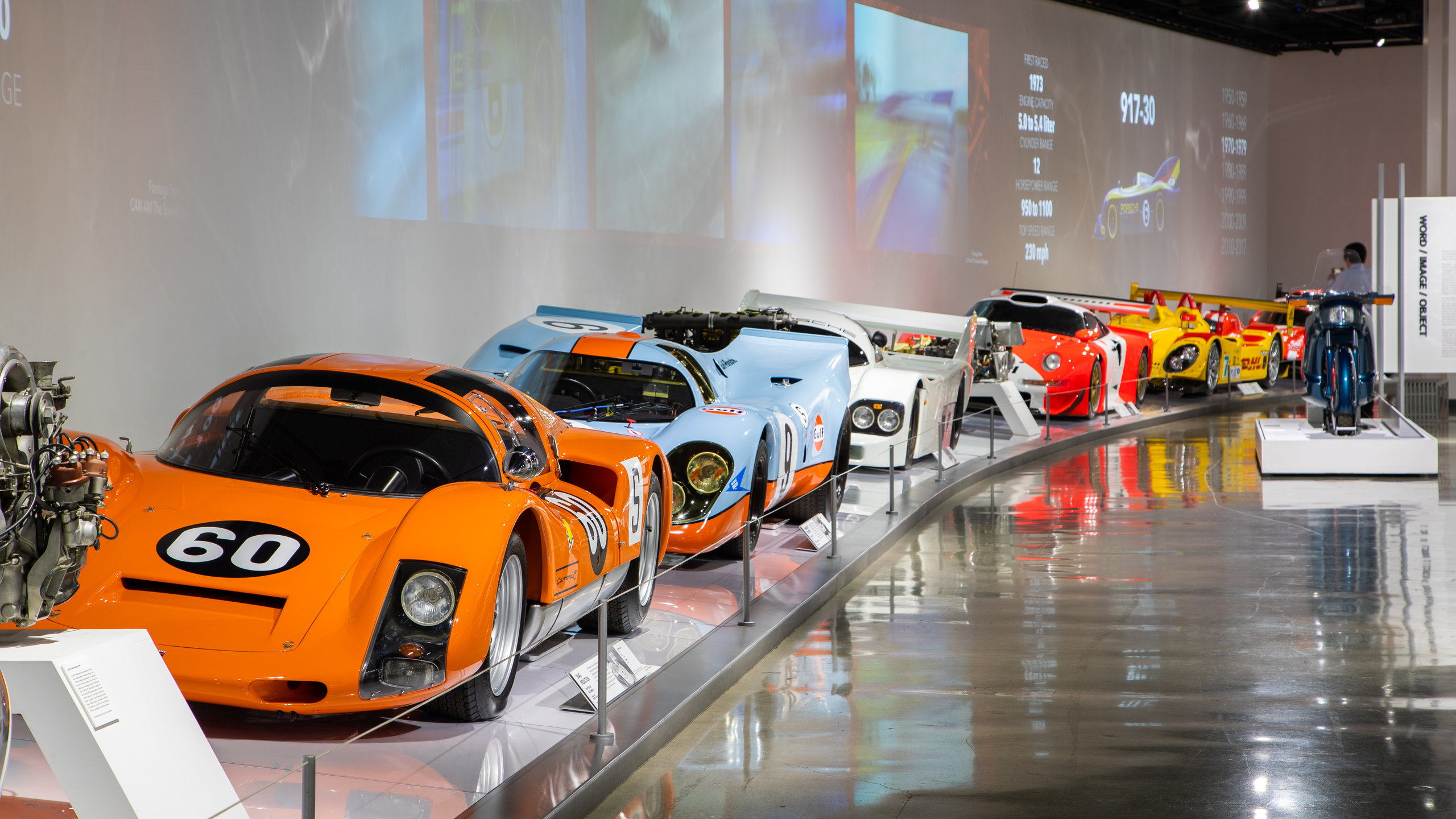 https://mdw-travel-data-us-east-1.s3.amazonaws.com/img/country/United-States/Petersen-Automotive-Museum/img_05.jpg