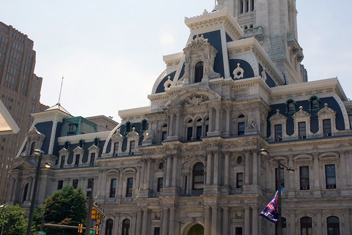 https://mdw-travel-data-us-east-1.s3.amazonaws.com/img/country/United-States/Philadelphia-City-Hall/img_01.jpg