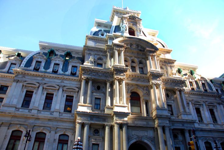 https://mdw-travel-data-us-east-1.s3.amazonaws.com/img/country/United-States/Philadelphia-City-Hall/img_02.jpg