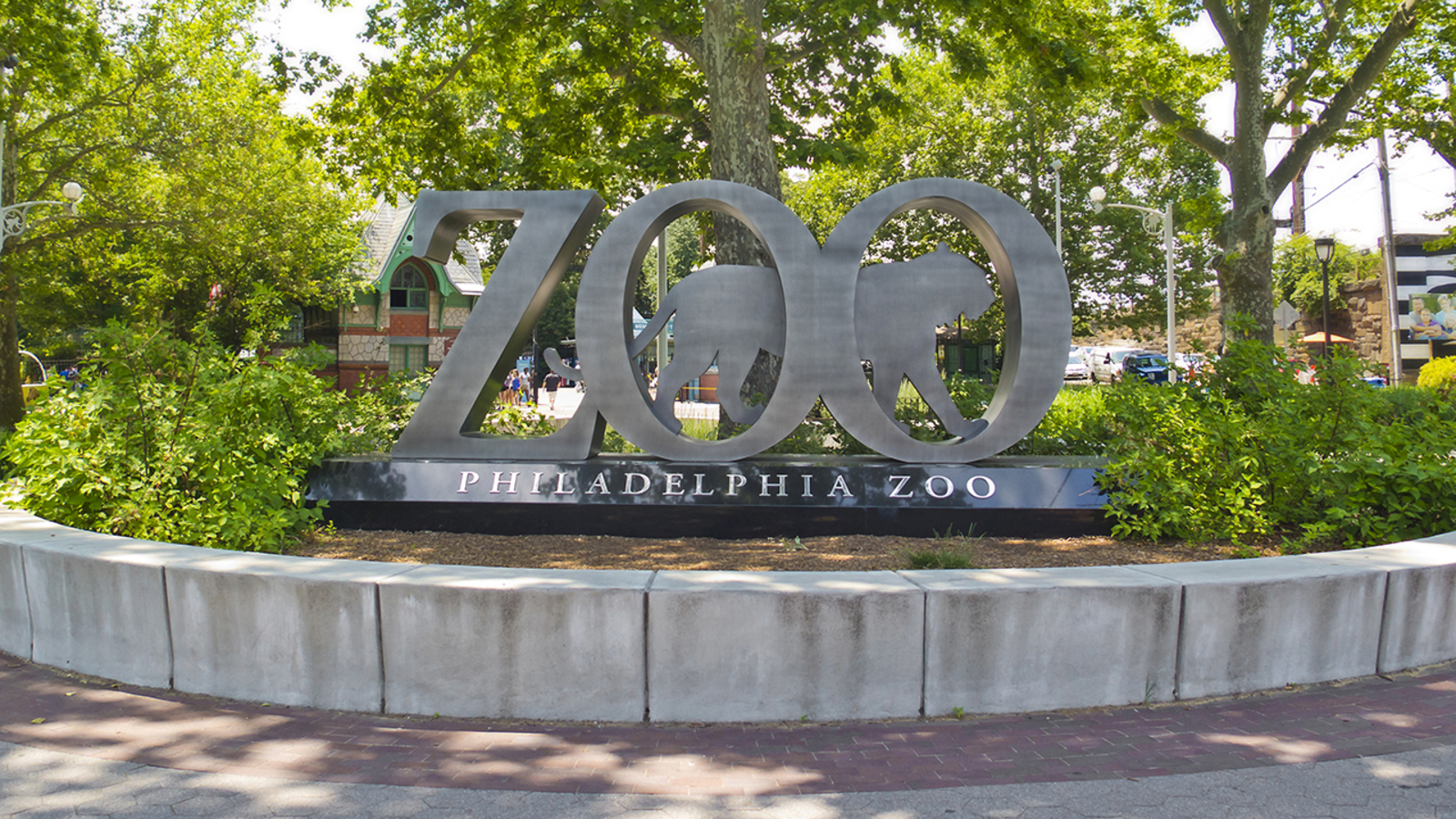 https://mdw-travel-data-us-east-1.s3.amazonaws.com/img/country/United-States/Philadelphia-Zoo/img_00.jpg