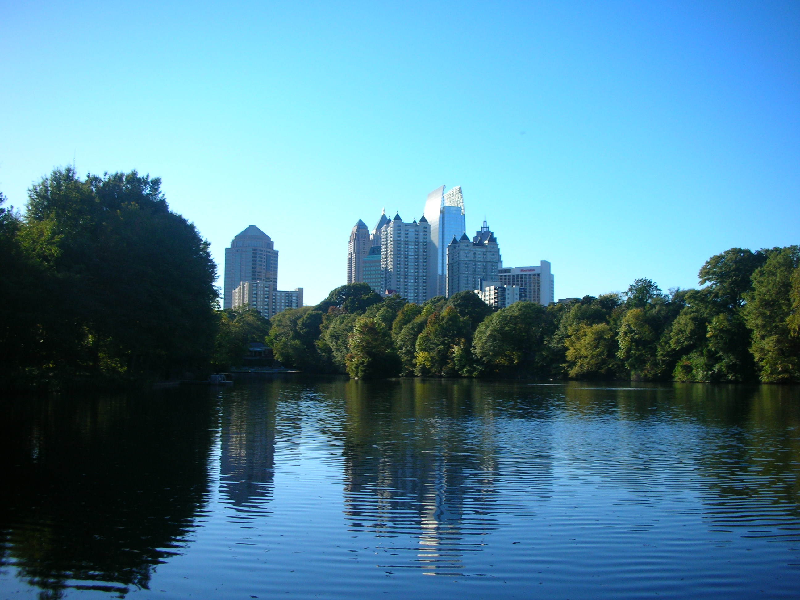 https://mdw-travel-data-us-east-1.s3.amazonaws.com/img/country/United-States/Piedmont-Park/img_03.jpg