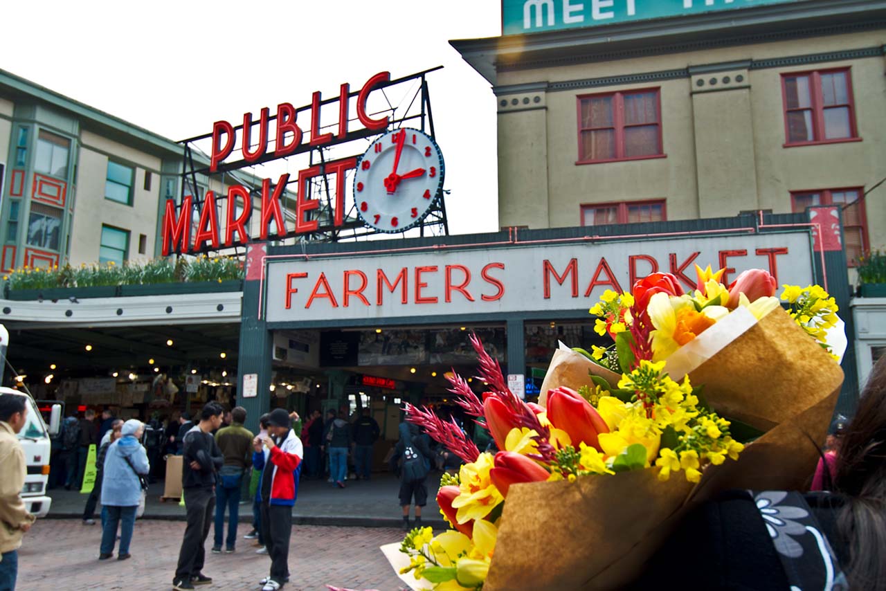 https://mdw-travel-data-us-east-1.s3.amazonaws.com/img/country/United-States/Pike-Place-Market/img_00.jpg