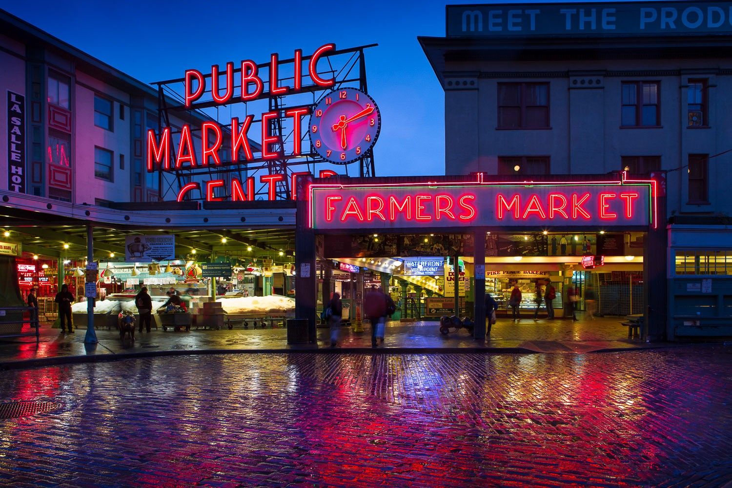 https://mdw-travel-data-us-east-1.s3.amazonaws.com/img/country/United-States/Pike-Place-Market/img_03.jpg