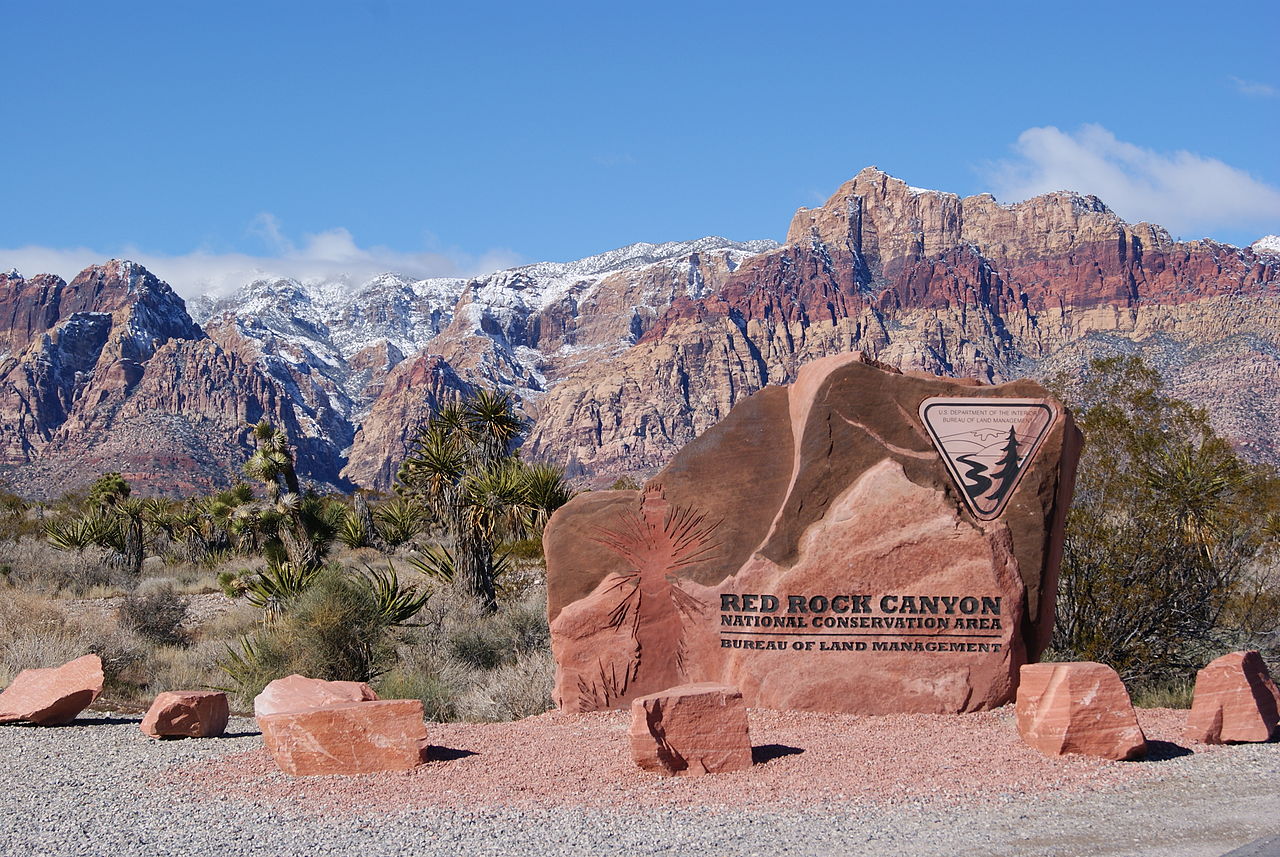 https://mdw-travel-data-us-east-1.s3.amazonaws.com/img/country/United-States/Red-Rock-Canyon-National-Conservation-Area/img_02.jpg