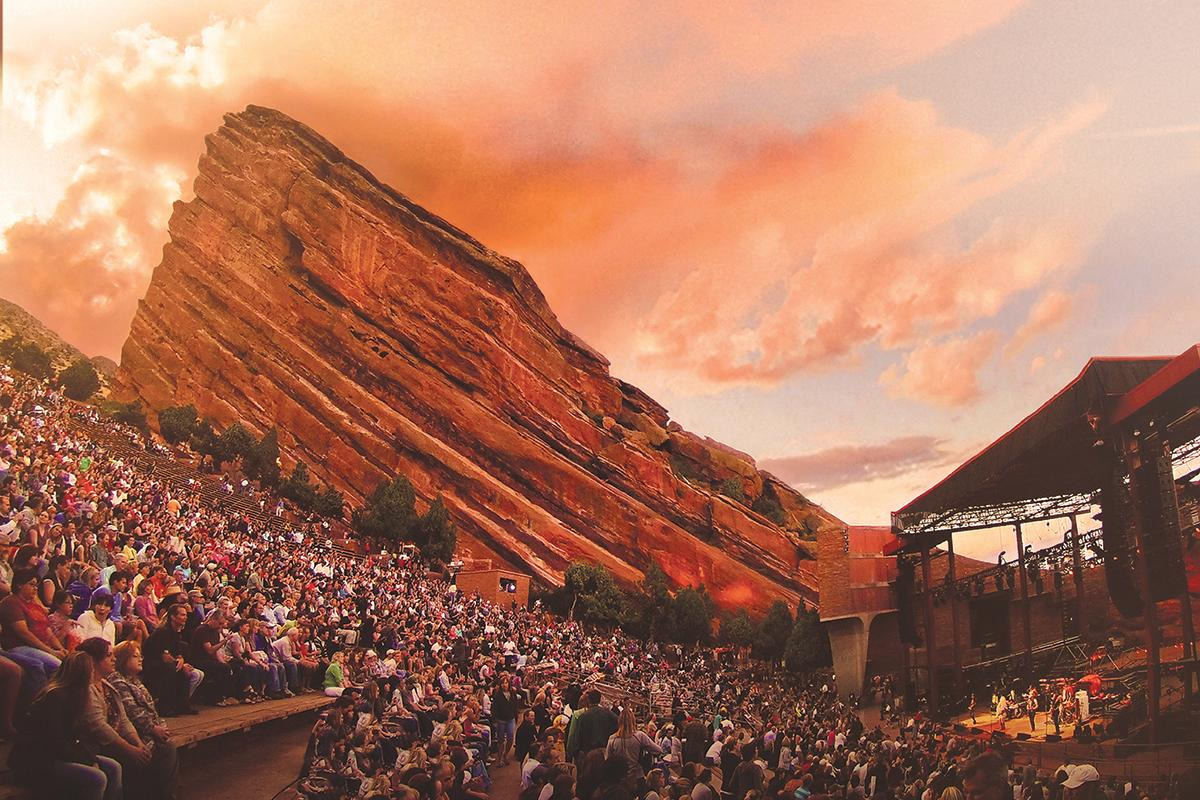 https://mdw-travel-data-us-east-1.s3.amazonaws.com/img/country/United-States/Red-Rocks-Park-and-Amphitheatre/img_01.jpg