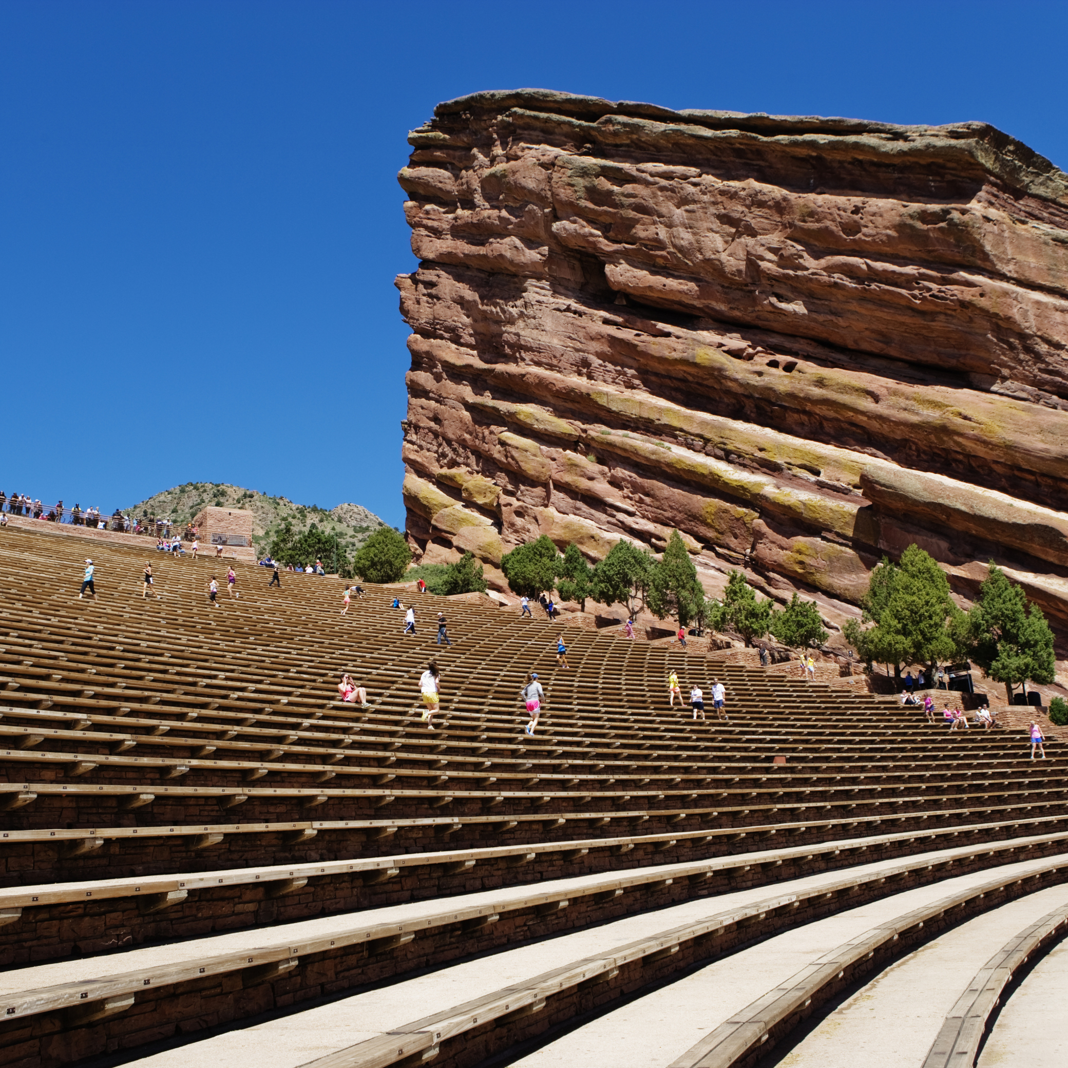 https://mdw-travel-data-us-east-1.s3.amazonaws.com/img/country/United-States/Red-Rocks-Park-and-Amphitheatre/img_03.jpg