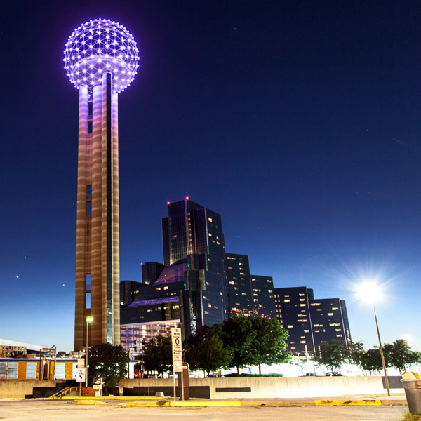 https://mdw-travel-data-us-east-1.s3.amazonaws.com/img/country/United-States/Reunion-Tower/img_01.jpg