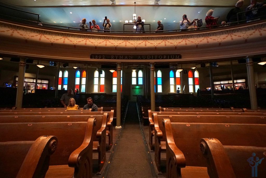 https://mdw-travel-data-us-east-1.s3.amazonaws.com/img/country/United-States/Ryman-Auditorium/img_03.jpg