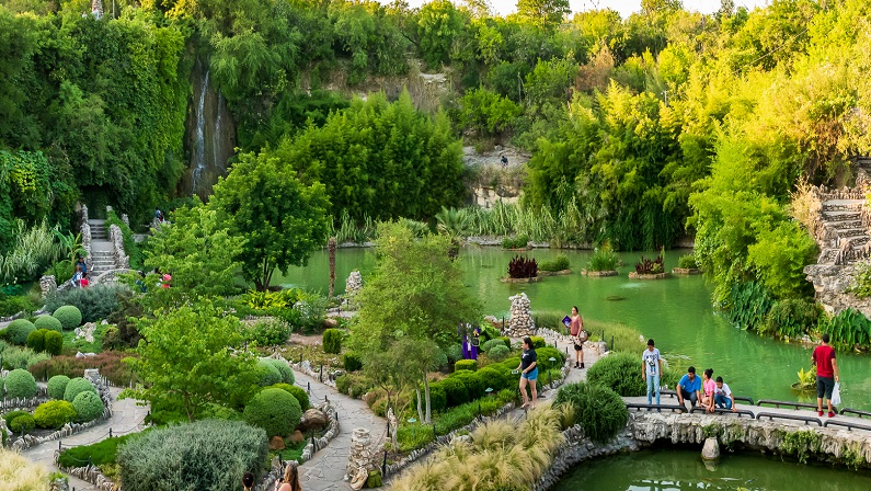 https://mdw-travel-data-us-east-1.s3.amazonaws.com/img/country/United-States/San-Antonio-Japanese-Tea-Garden/img_02.jpg