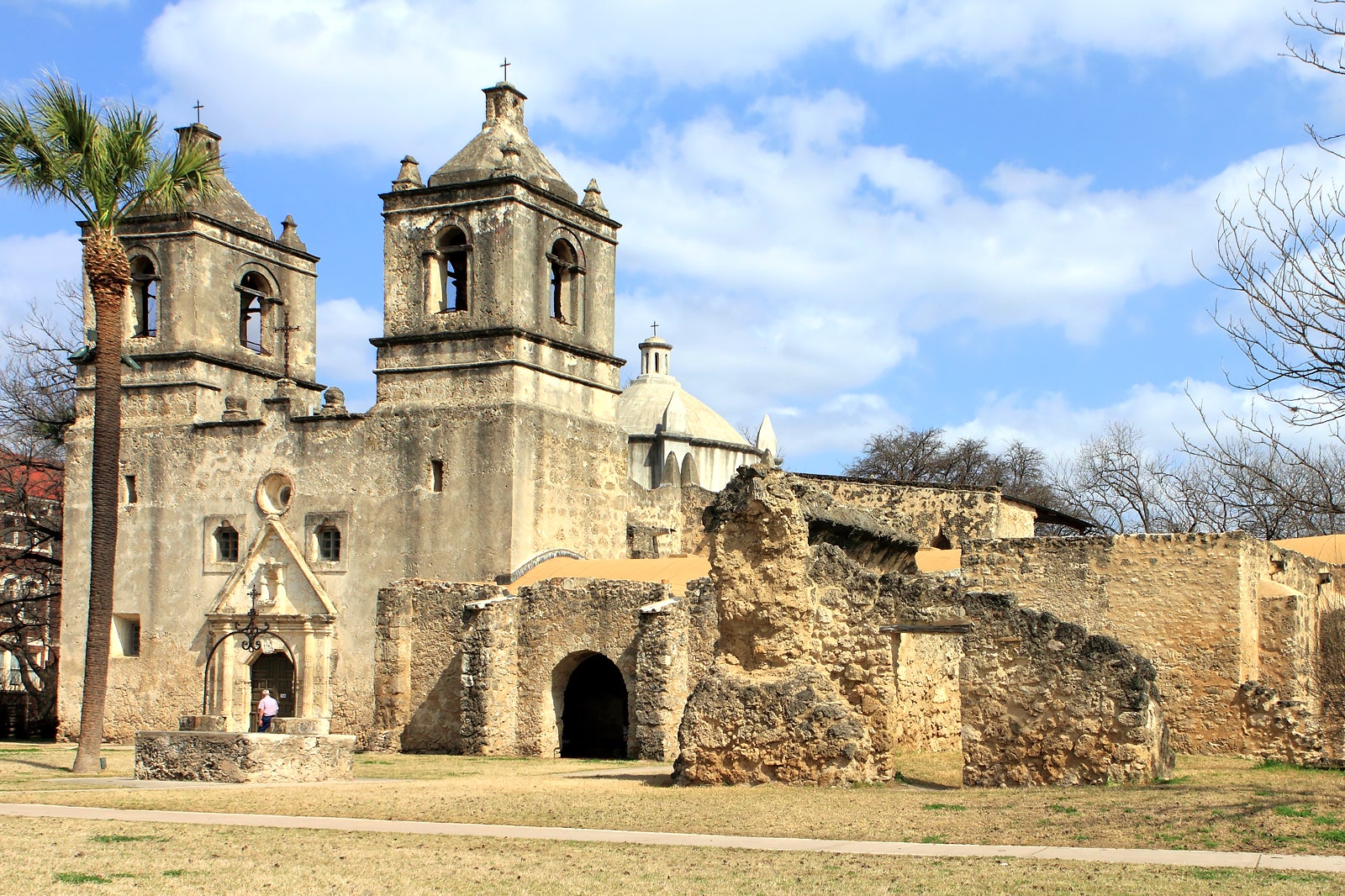 https://mdw-travel-data-us-east-1.s3.amazonaws.com/img/country/United-States/San-Antonio-Missions-National-Historical-Park/img_03.jpg