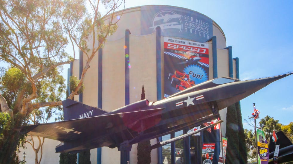 https://mdw-travel-data-us-east-1.s3.amazonaws.com/img/country/United-States/San-Diego-Air-&-Space-Museum/img_01.jpg