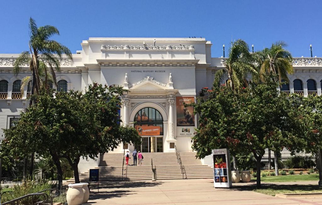 https://mdw-travel-data-us-east-1.s3.amazonaws.com/img/country/United-States/San-Diego-Natural-History-Museum/img_04.jpg