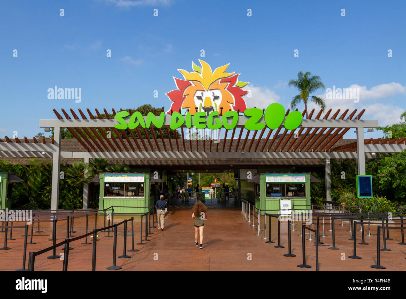 https://mdw-travel-data-us-east-1.s3.amazonaws.com/img/country/United-States/San-Diego-Zoo/img_03.jpg