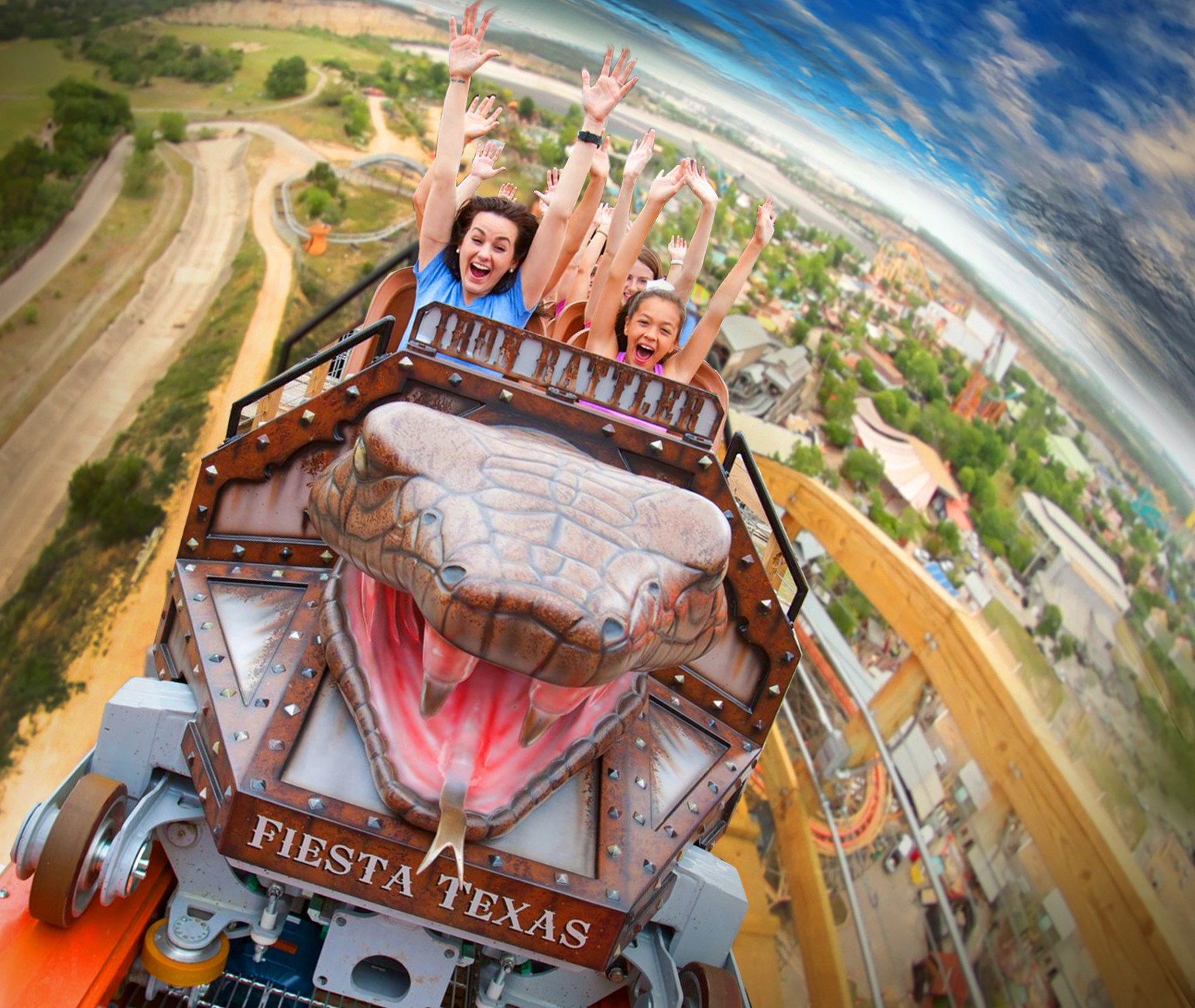 https://mdw-travel-data-us-east-1.s3.amazonaws.com/img/country/United-States/Six-Flags-Fiesta-Texas/img_01.jpg