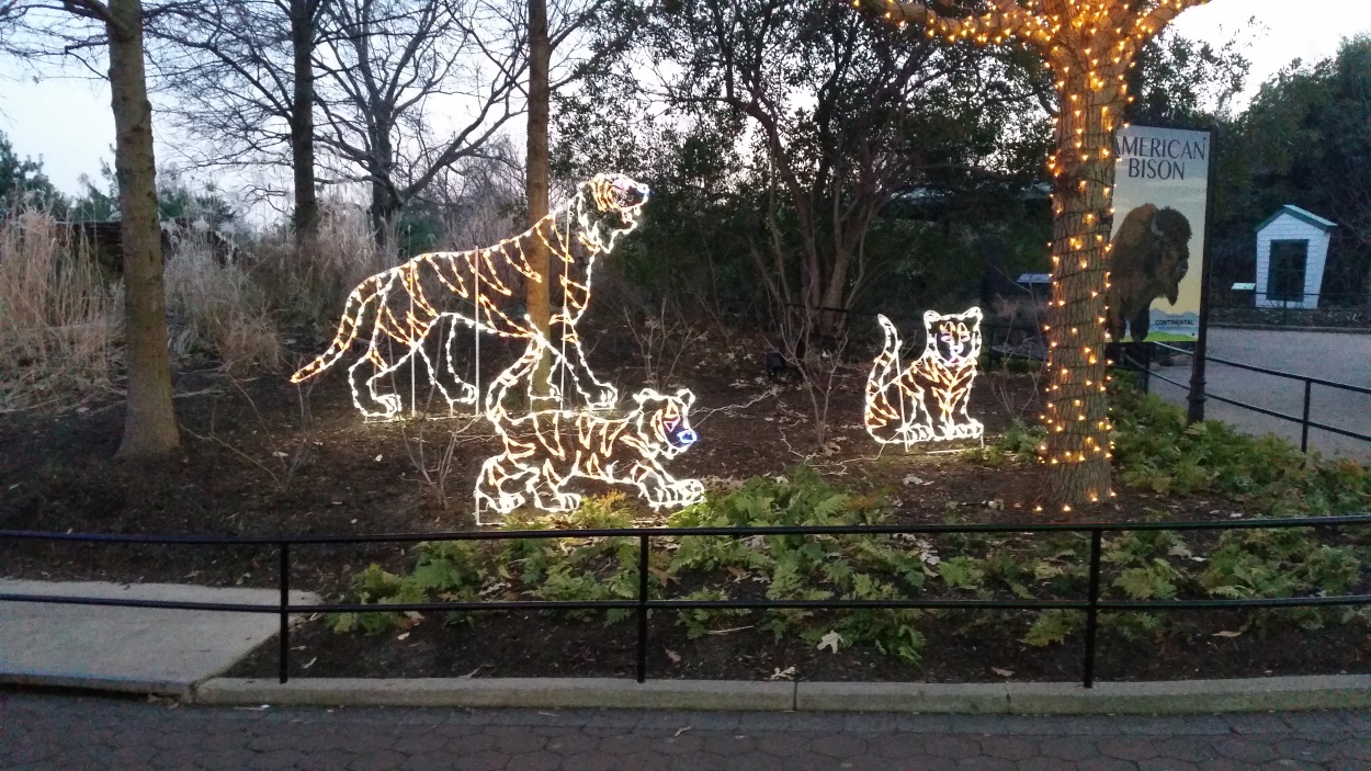 https://mdw-travel-data-us-east-1.s3.amazonaws.com/img/country/United-States/Smithsonian-National-Zoological-Park/img_05.jpg
