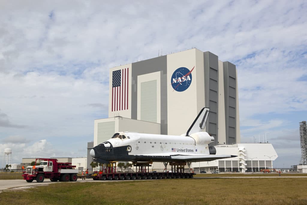 https://mdw-travel-data-us-east-1.s3.amazonaws.com/img/country/United-States/Space-Center-Houston/img_01.jpg