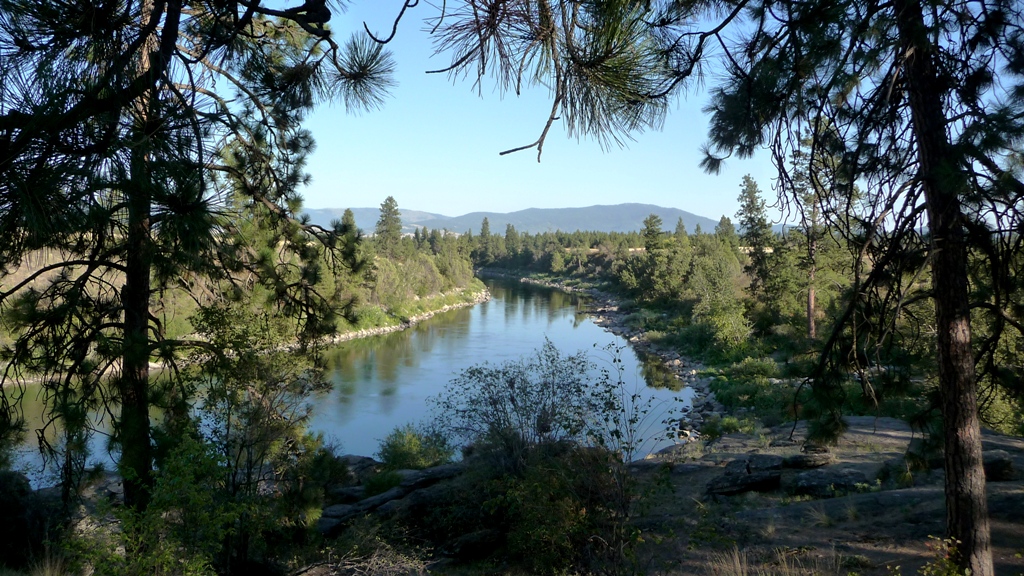 https://mdw-travel-data-us-east-1.s3.amazonaws.com/img/country/United-States/Spokane-River-Centennial-Trail/img_02.jpg