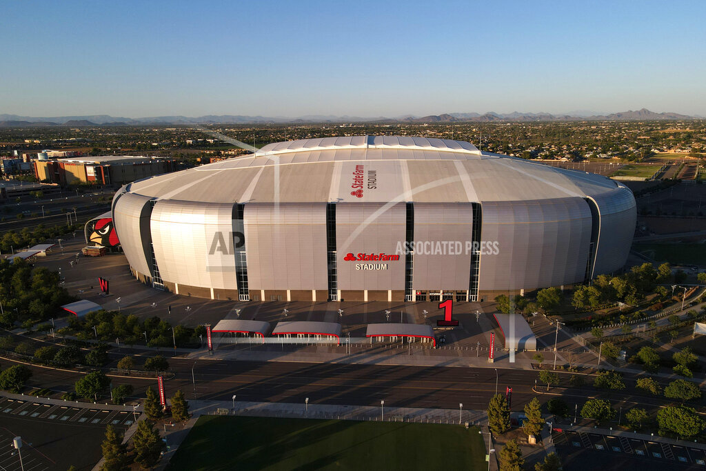 https://mdw-travel-data-us-east-1.s3.amazonaws.com/img/country/United-States/State-Farm-Stadium/img_00.jpg