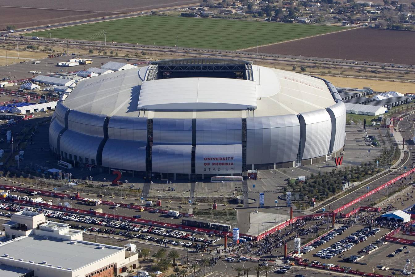 https://mdw-travel-data-us-east-1.s3.amazonaws.com/img/country/United-States/State-Farm-Stadium/img_04.jpg