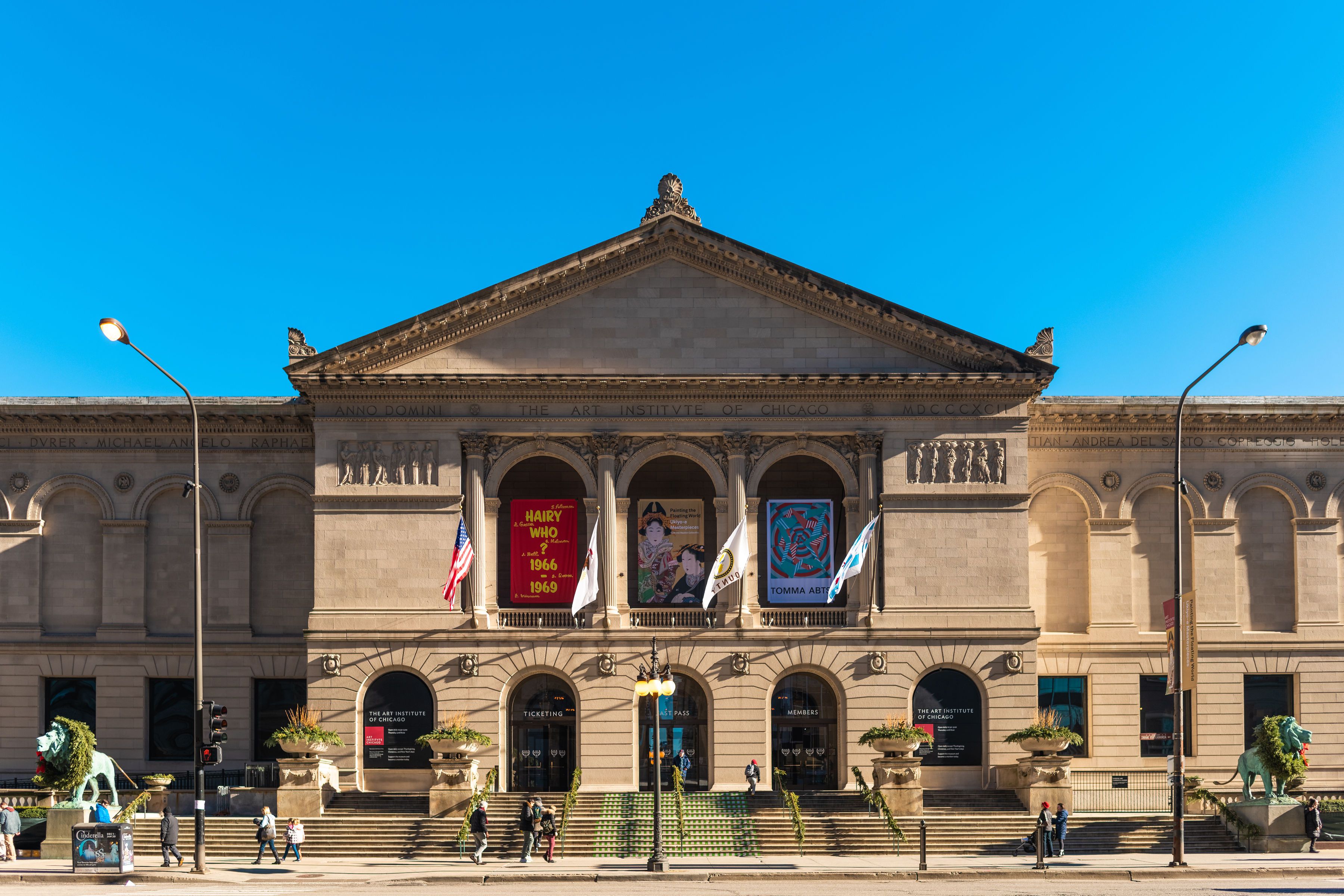 https://mdw-travel-data-us-east-1.s3.amazonaws.com/img/country/United-States/The-Art-Institute-of-Chicago/img_03.jpg