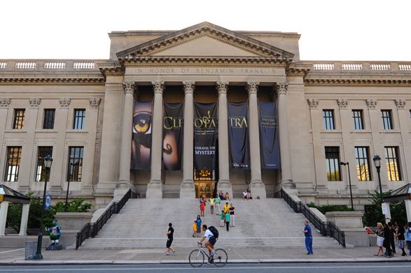 https://mdw-travel-data-us-east-1.s3.amazonaws.com/img/country/United-States/The-Franklin-Institute/img_00.jpg