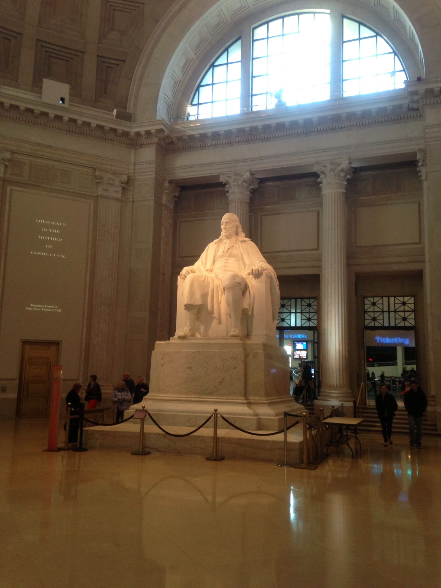 https://mdw-travel-data-us-east-1.s3.amazonaws.com/img/country/United-States/The-Franklin-Institute/img_03.jpg