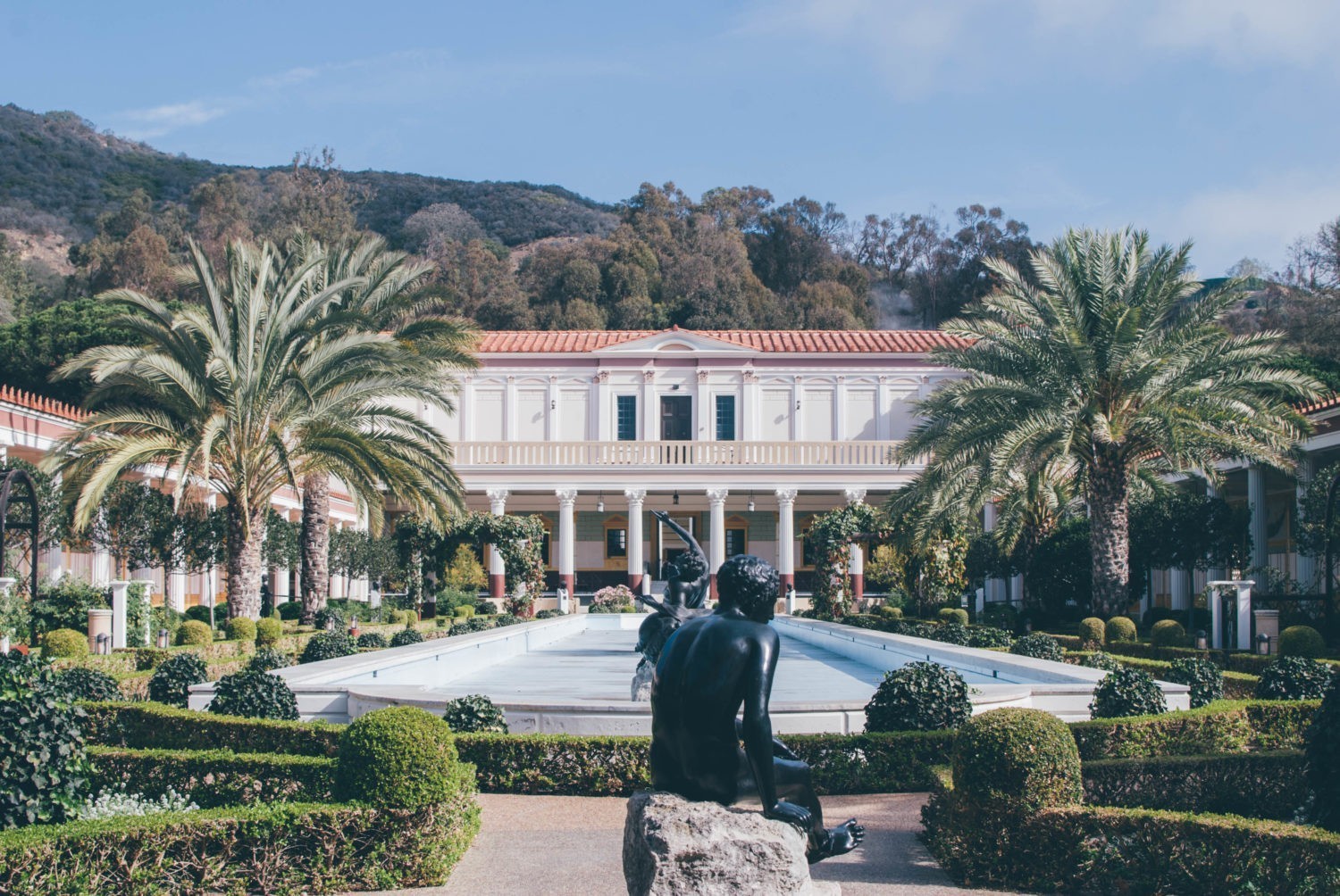 https://mdw-travel-data-us-east-1.s3.amazonaws.com/img/country/United-States/The-Getty-Villa/img_01.jpg