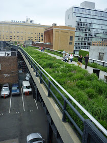 https://mdw-travel-data-us-east-1.s3.amazonaws.com/img/country/United-States/The-High-Line-Park/img_03.jpg