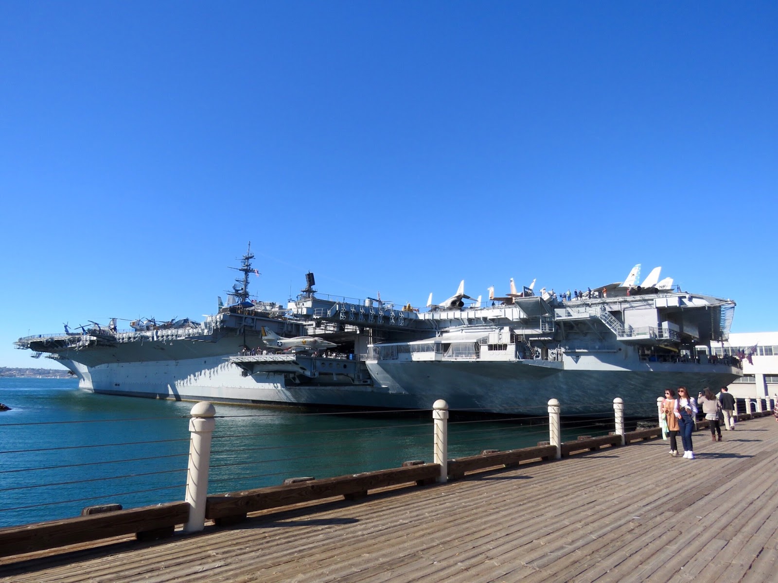 https://mdw-travel-data-us-east-1.s3.amazonaws.com/img/country/United-States/USS-Midway-Museum/img_03.jpg