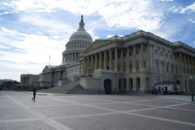 https://mdw-travel-data-us-east-1.s3.amazonaws.com/img/country/United-States/United-States-Capitol/img_00.jpg