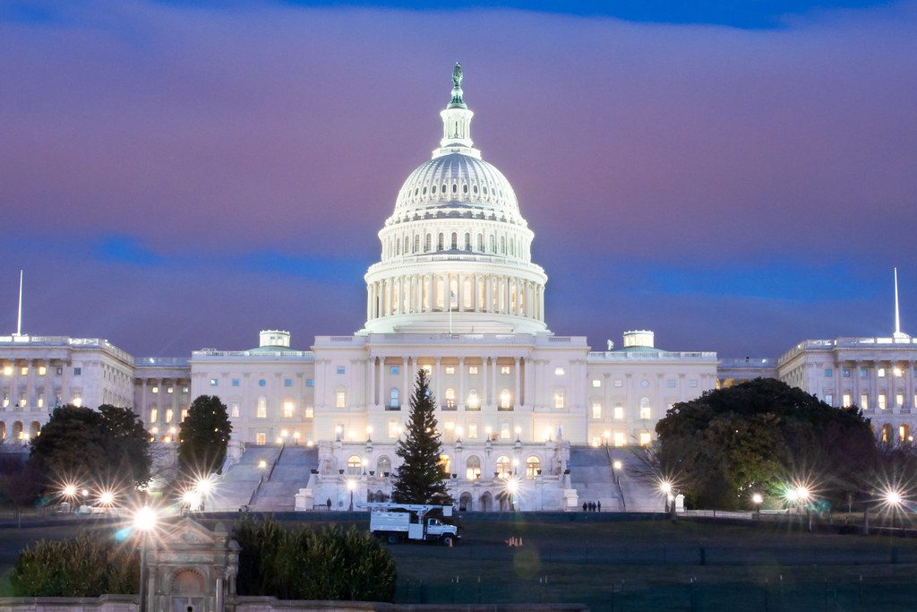 https://mdw-travel-data-us-east-1.s3.amazonaws.com/img/country/United-States/United-States-Capitol/img_01.jpg
