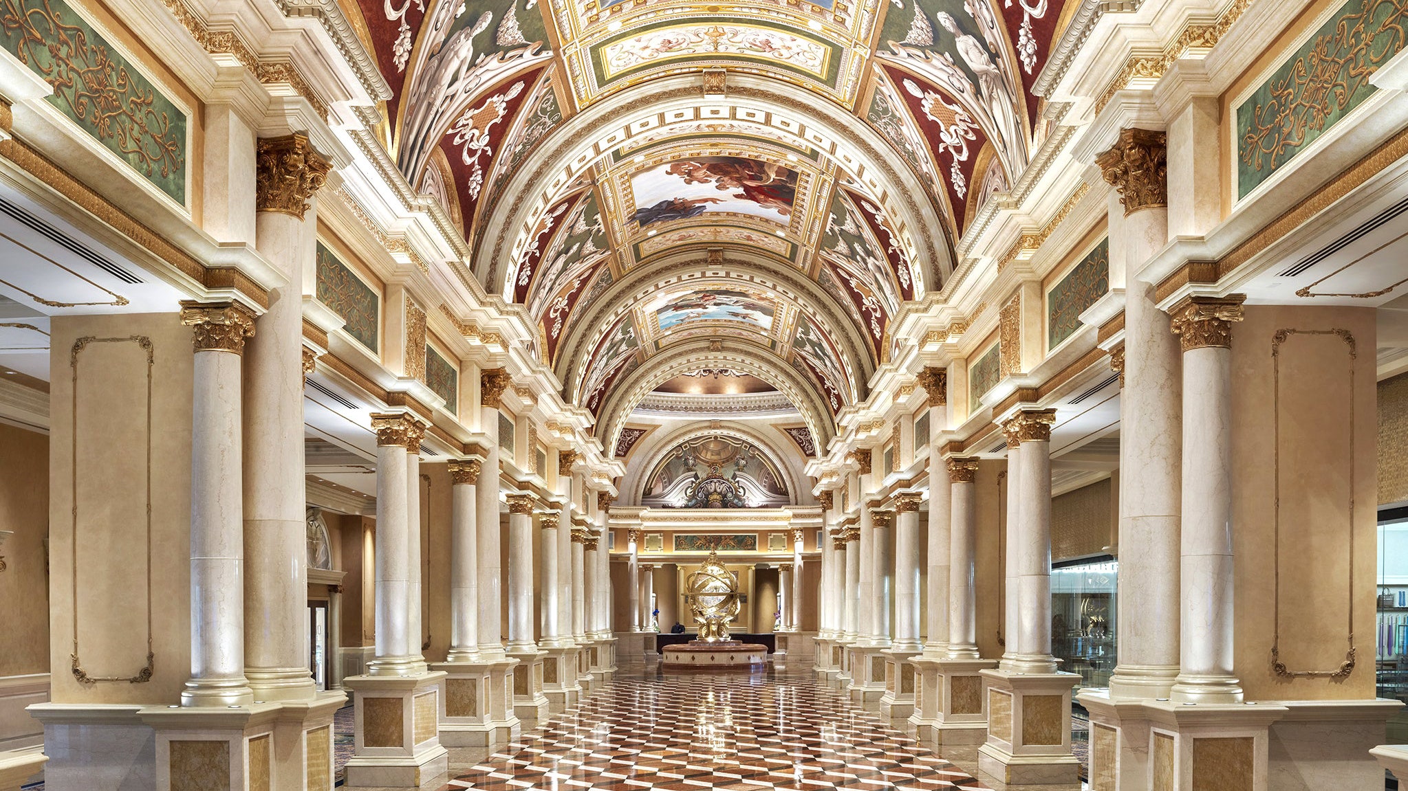 https://mdw-travel-data-us-east-1.s3.amazonaws.com/img/country/United-States/Venetian-Resort/img_00.jpg