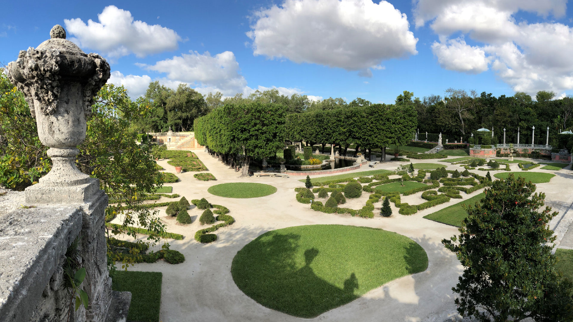 https://mdw-travel-data-us-east-1.s3.amazonaws.com/img/country/United-States/Vizcaya-Museum-and-Gardens/img_03.jpg