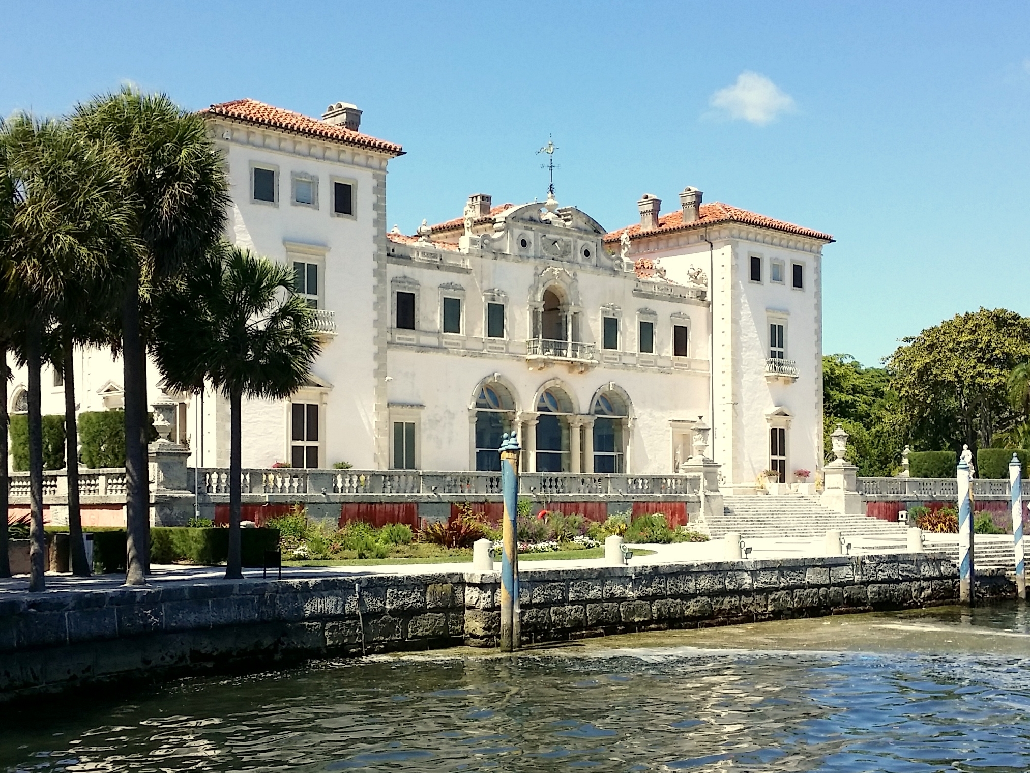https://mdw-travel-data-us-east-1.s3.amazonaws.com/img/country/United-States/Vizcaya-Museum-and-Gardens/img_05.jpg